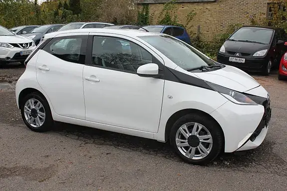 Toyota Aygo 2015 photo 4