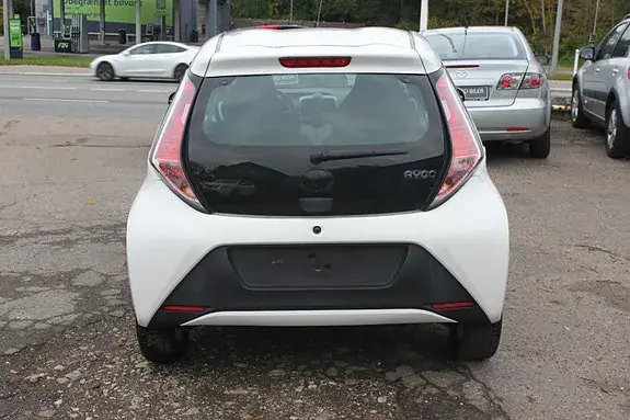 Toyota Aygo 2015 photo 5