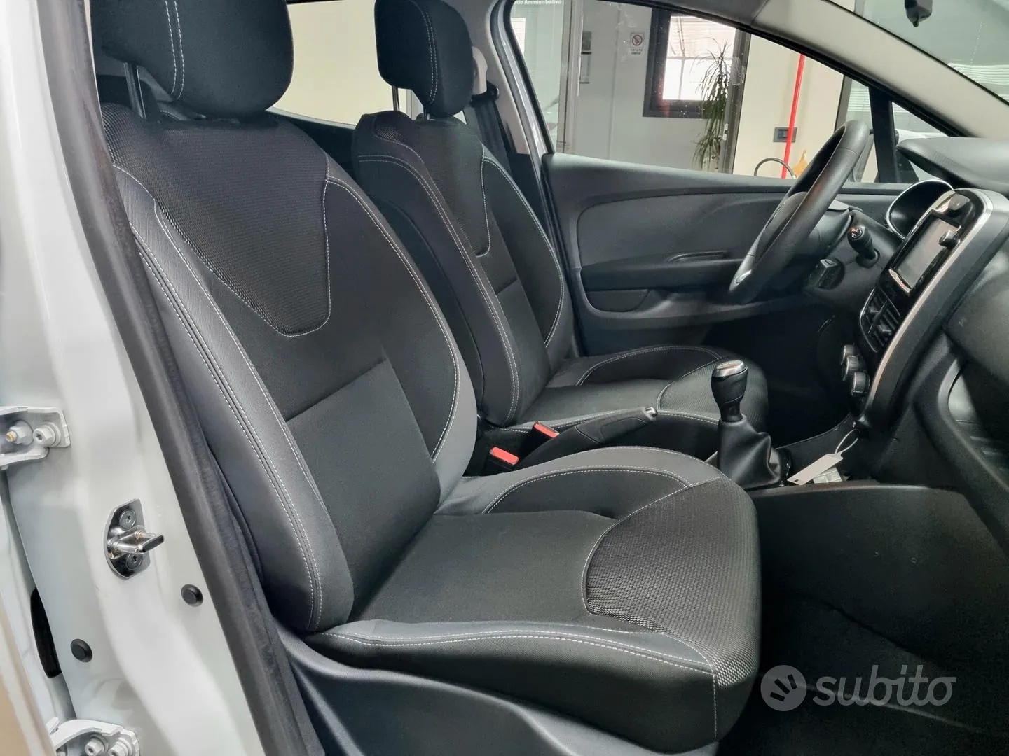 Renault Clio 2018 photo 5