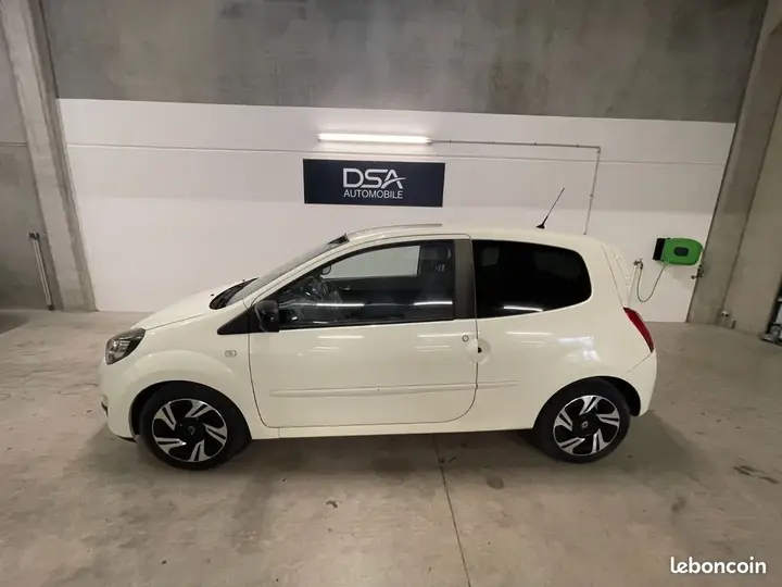 Renault Twingo 2013 photo 2