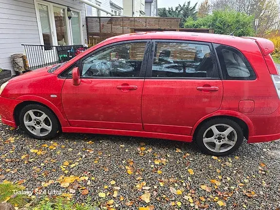 Suzuki Liana