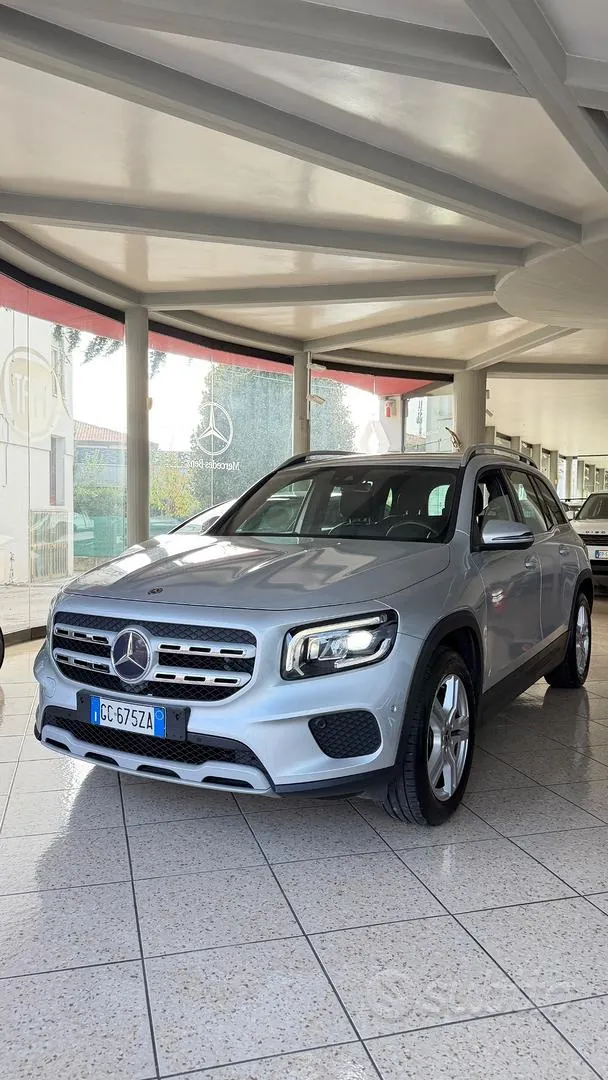 Mercedes-Benz Glb