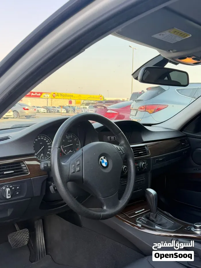 BMW 3 Series 2010 photo 4