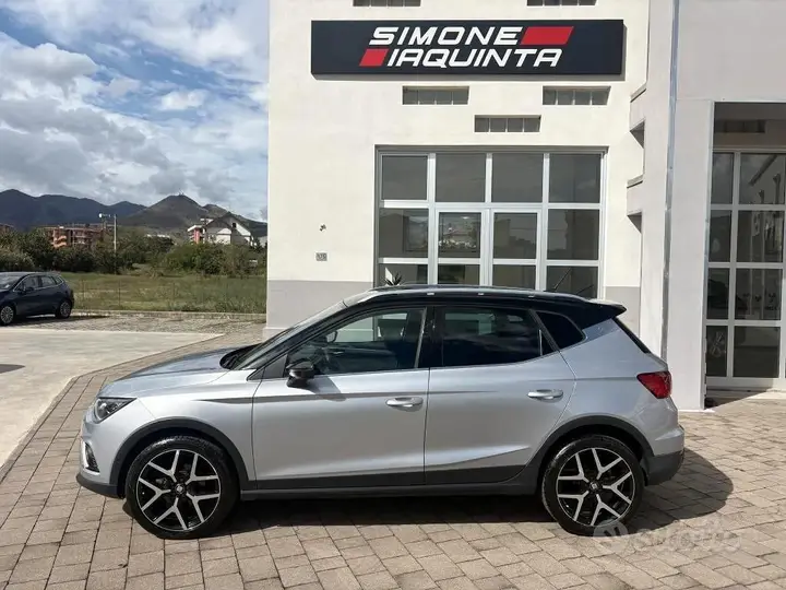 Seat Arona 2019 photo 2