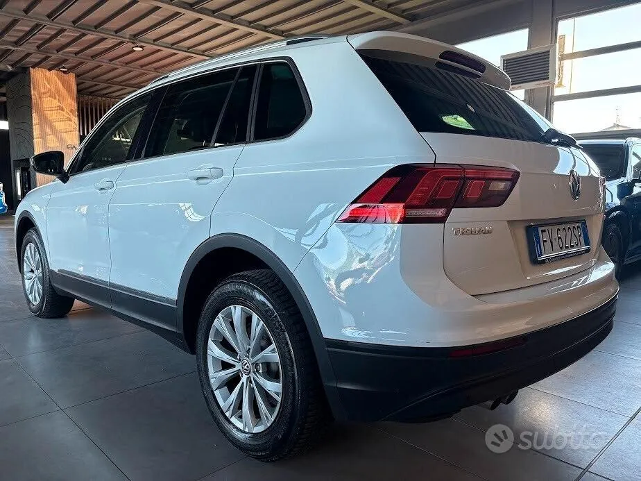 Volkswagen Tiguan 2019 photo 2
