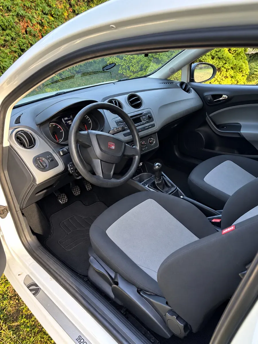 Seat Ibiza 2013 photo 3
