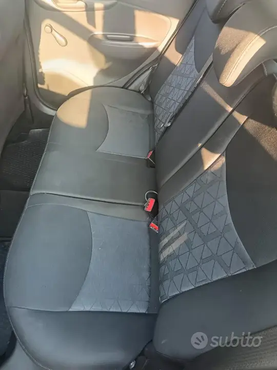 Opel Karl 2019 photo 3
