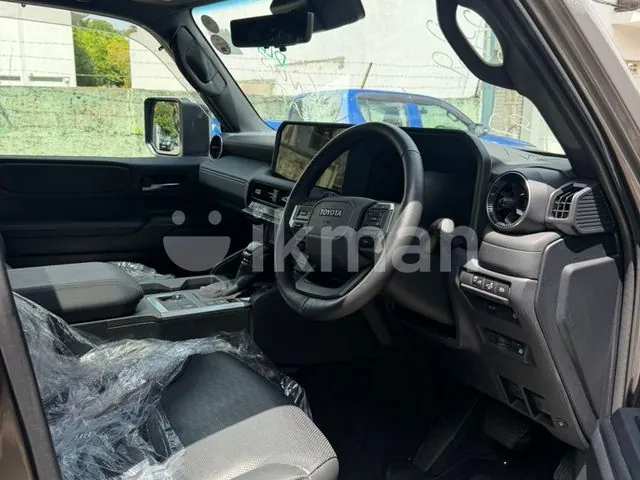 Toyota Land Cruiser 2025 photo 3