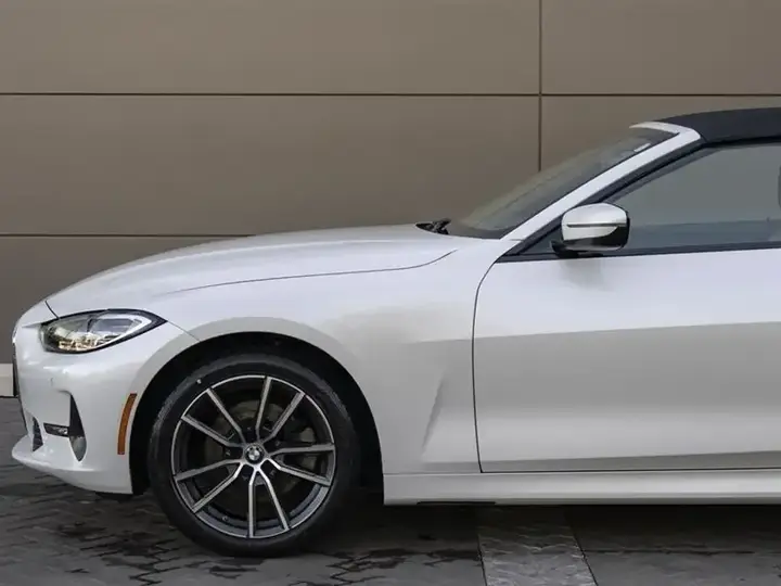 BMW 4 Series 2023 photo 2