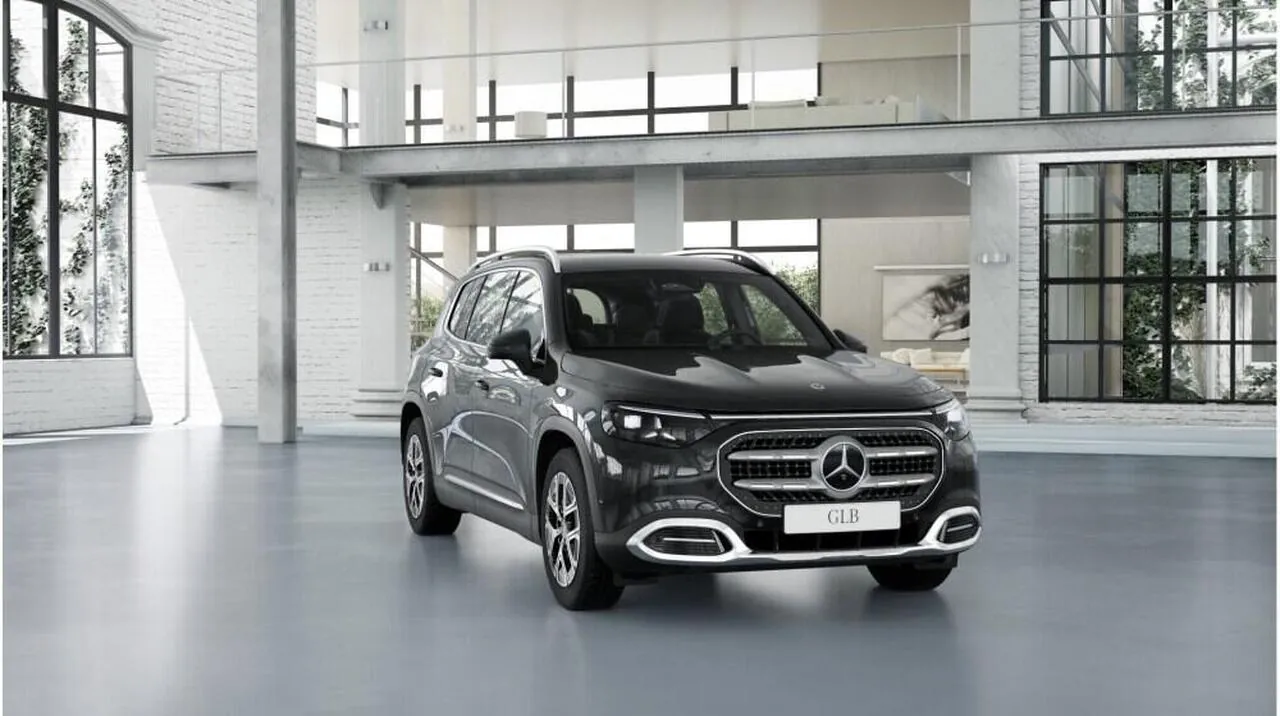 Mercedes-Benz Glb photo 2