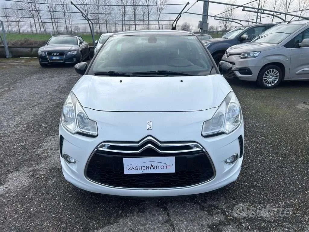 DS Automobiles Ds 3 2011 photo 2