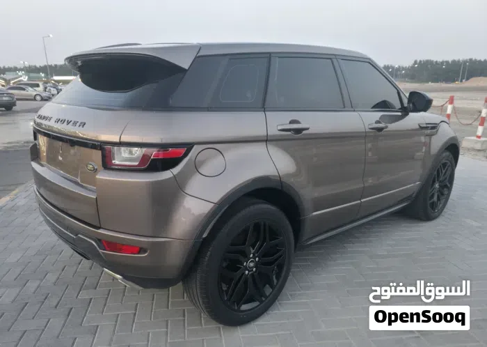Land Rover Range Rover Evoque 2017 photo 4