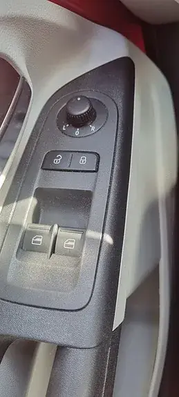 Seat Mii 2016 photo 3