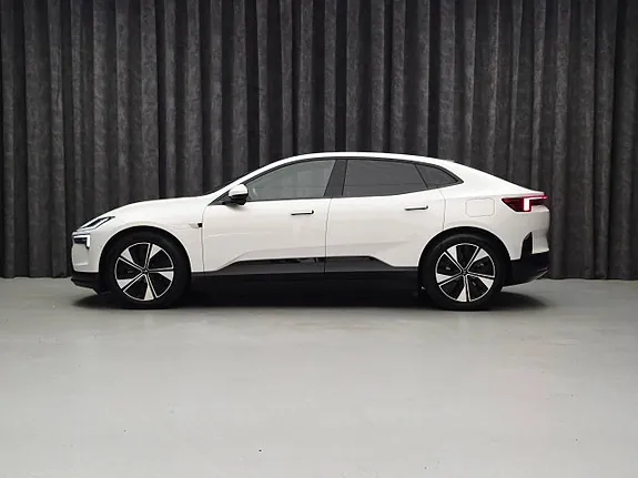 Polestar 4 2025 photo 4