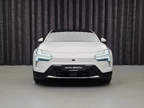 Polestar 4 2025 photo 2