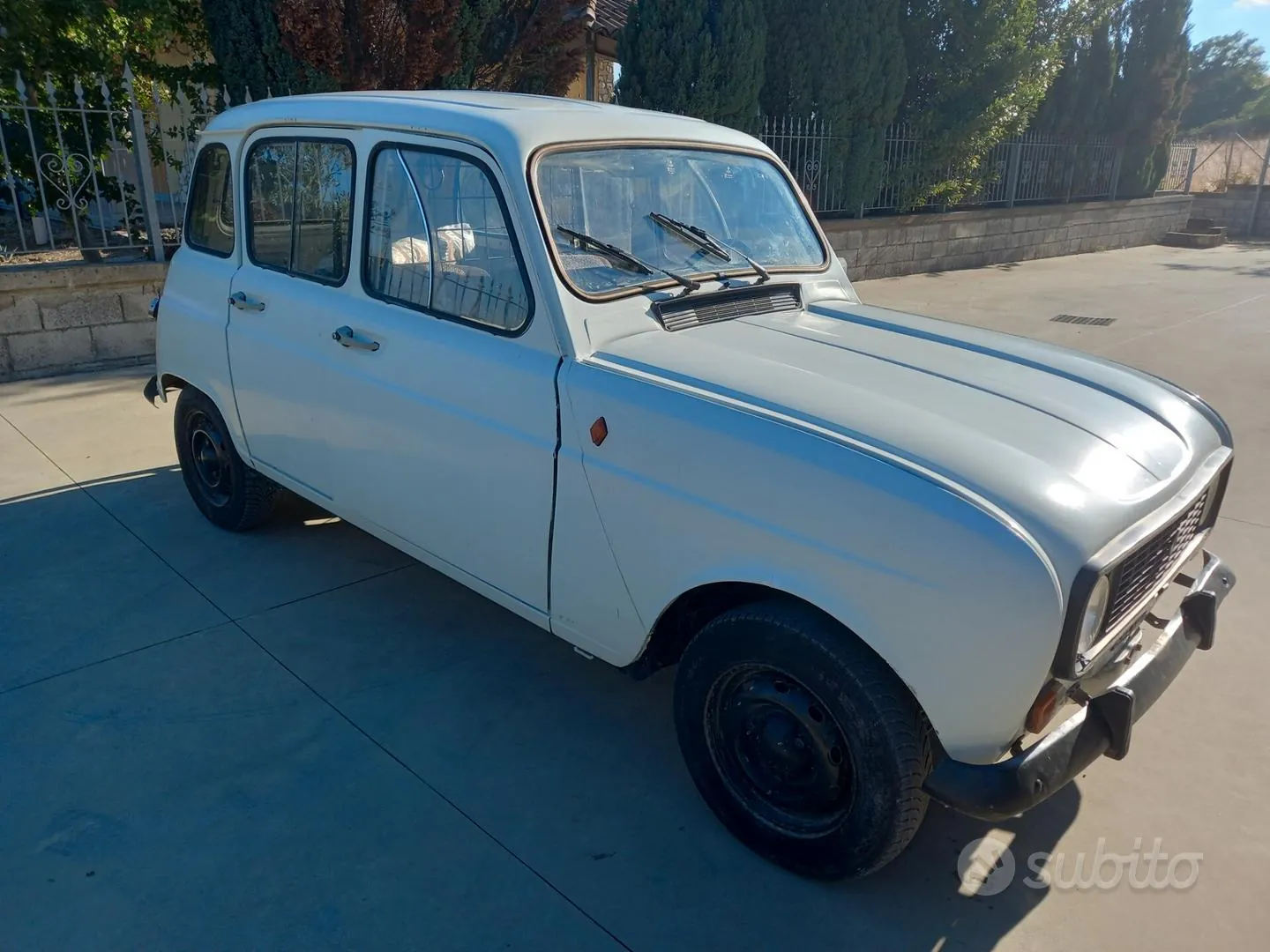 Renault R4 Tl