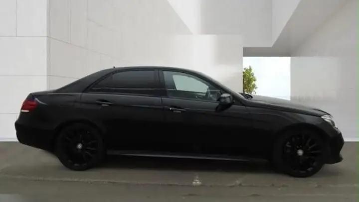 Mercedes-Benz E-Class 2015 photo 5