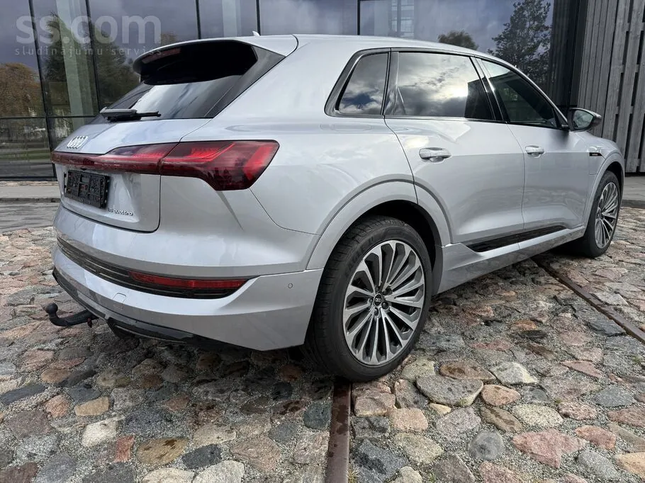 Audi E-Tron 2020 photo 5
