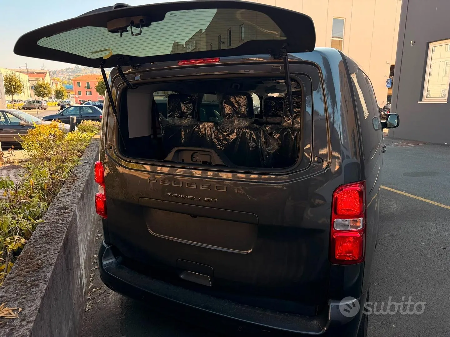Peugeot Traveller 2023 photo 5