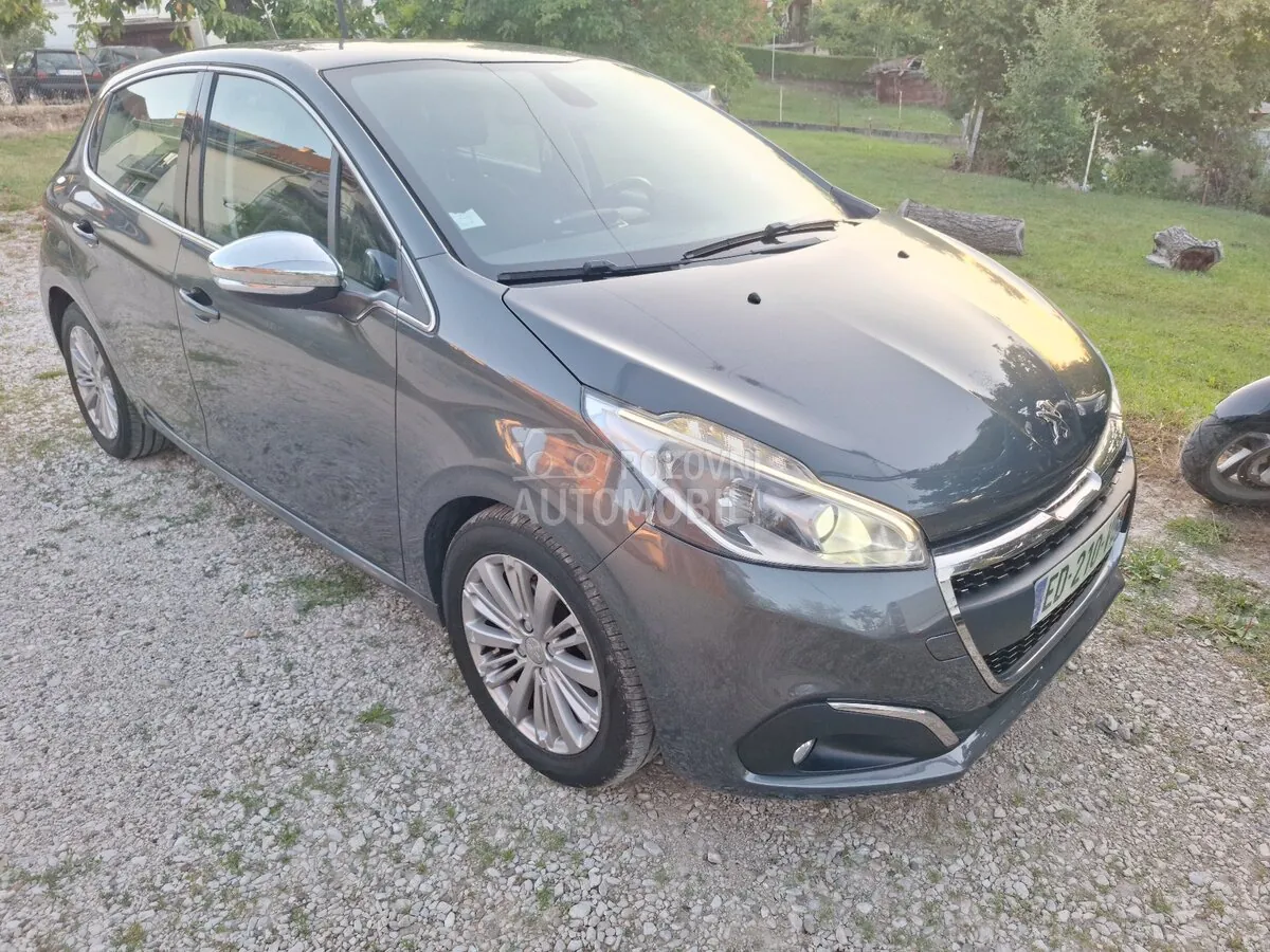 Peugeot 208 2016 photo 4