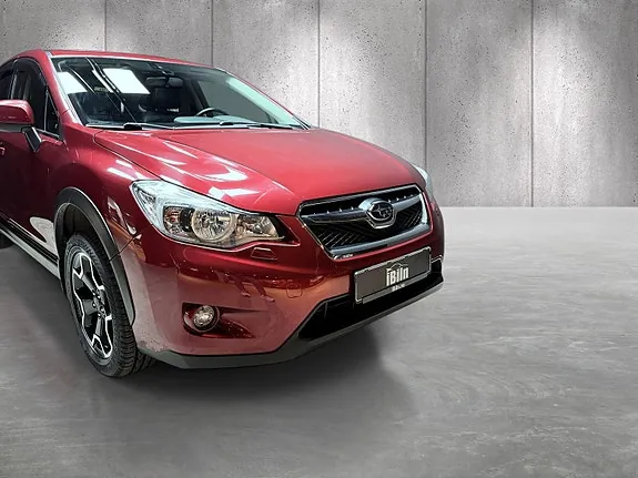 Subaru Xv 2012 photo 2