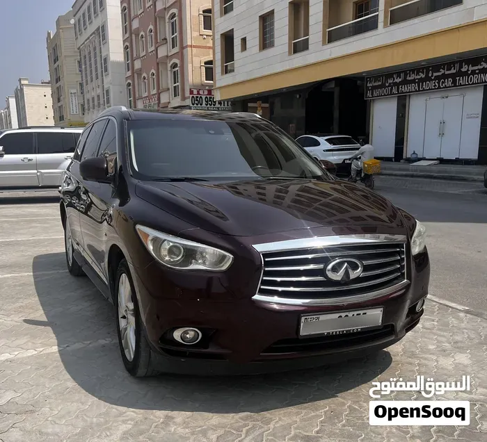 Infiniti Jx35 2012 photo 3