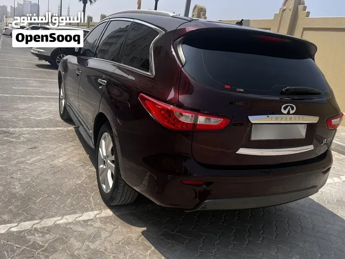 Infiniti Jx35 2012 photo 2