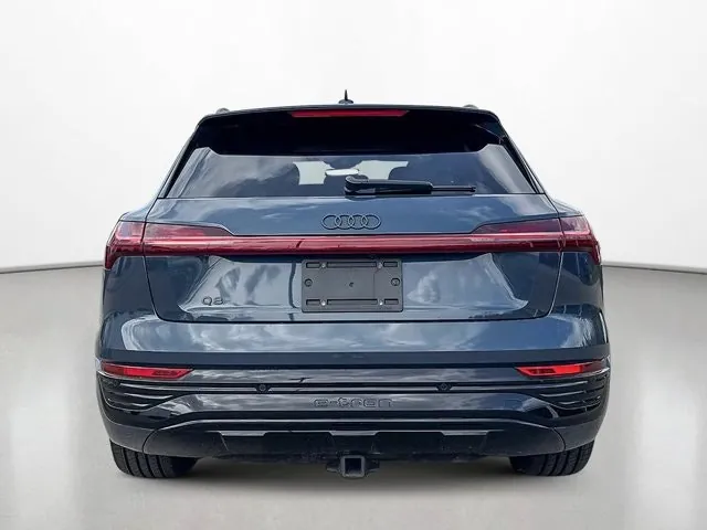 Audi Q8 E-Tron 2024 photo 5