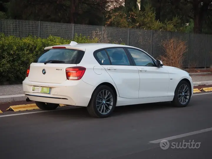 BMW 118D 2012 photo 2