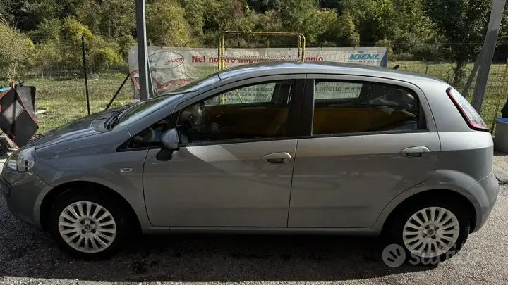 Fiat Punto Evo 2010 photo 3
