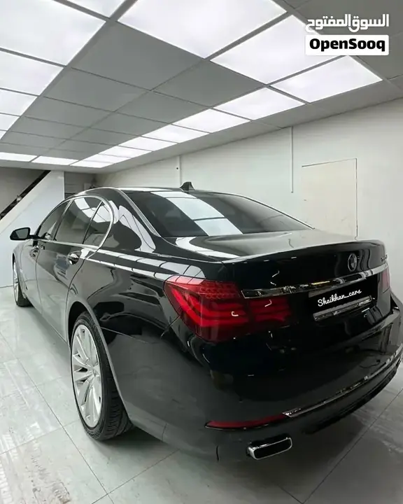 BMW 7 Series 2015 photo 2
