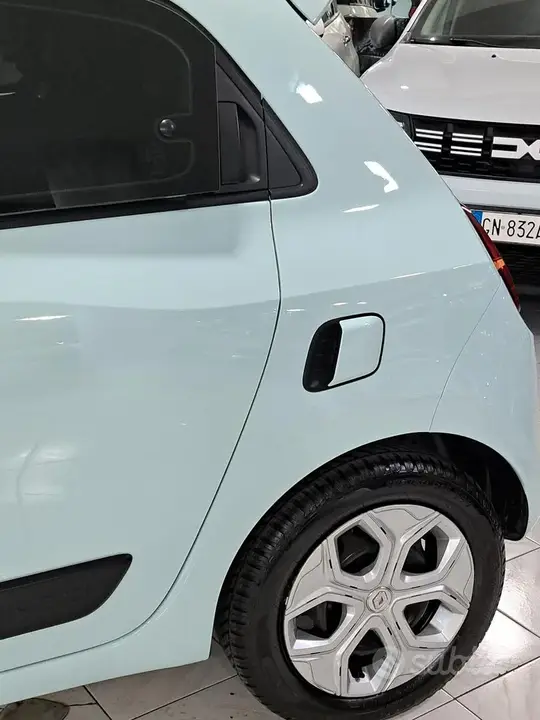 Renault Twingo 2021 photo 2