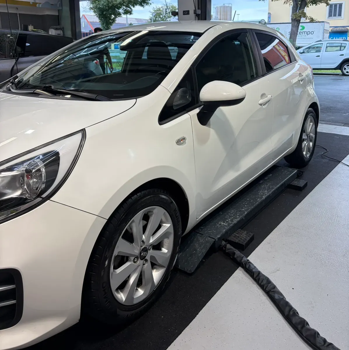 Kia Rio 2017 photo 2