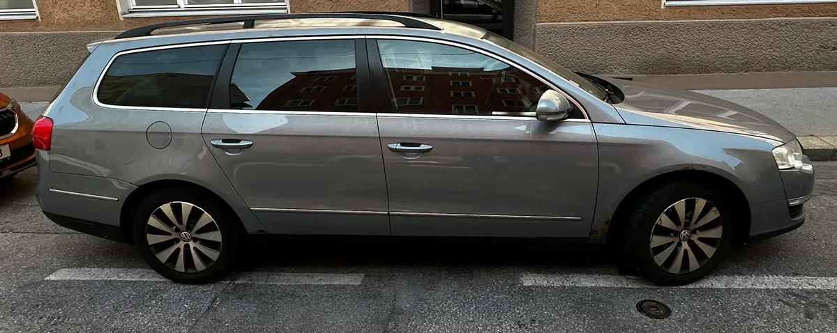 Volkswagen Passat 2009 photo 3