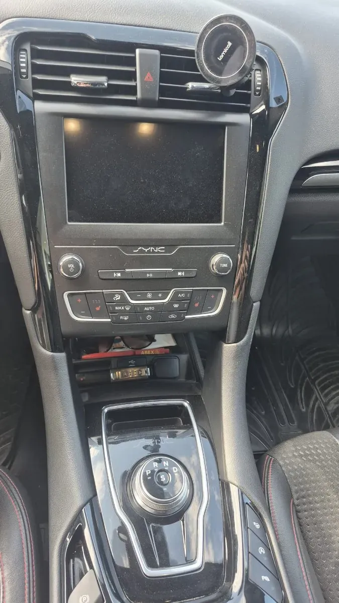 Ford Mondeo 2019 photo 3