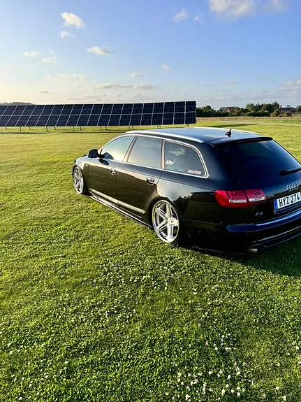 Audi A6 2011 photo 2