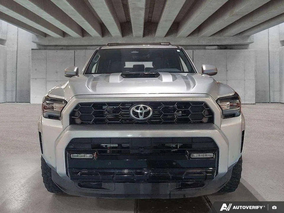 Toyota 4Runner 2025 photo 2