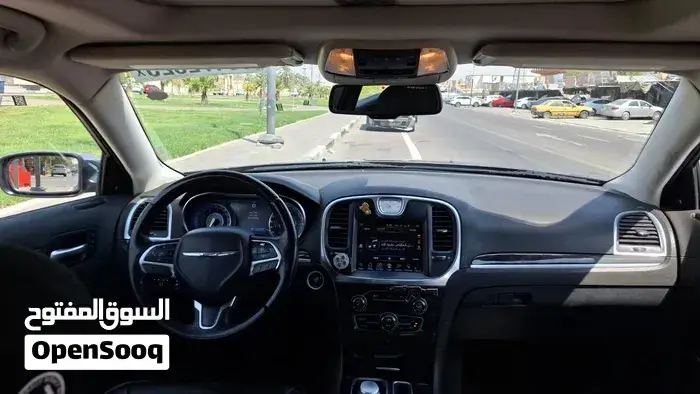 Chrysler 300 2018 photo 5