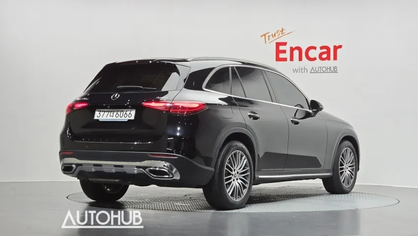 Mercedes-Benz Glc 2023 photo 2
