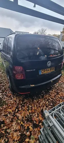 Volkswagen Touran 2010 photo 5