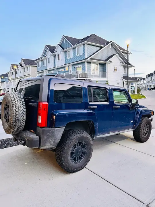 Hummer H3 2009 photo 3
