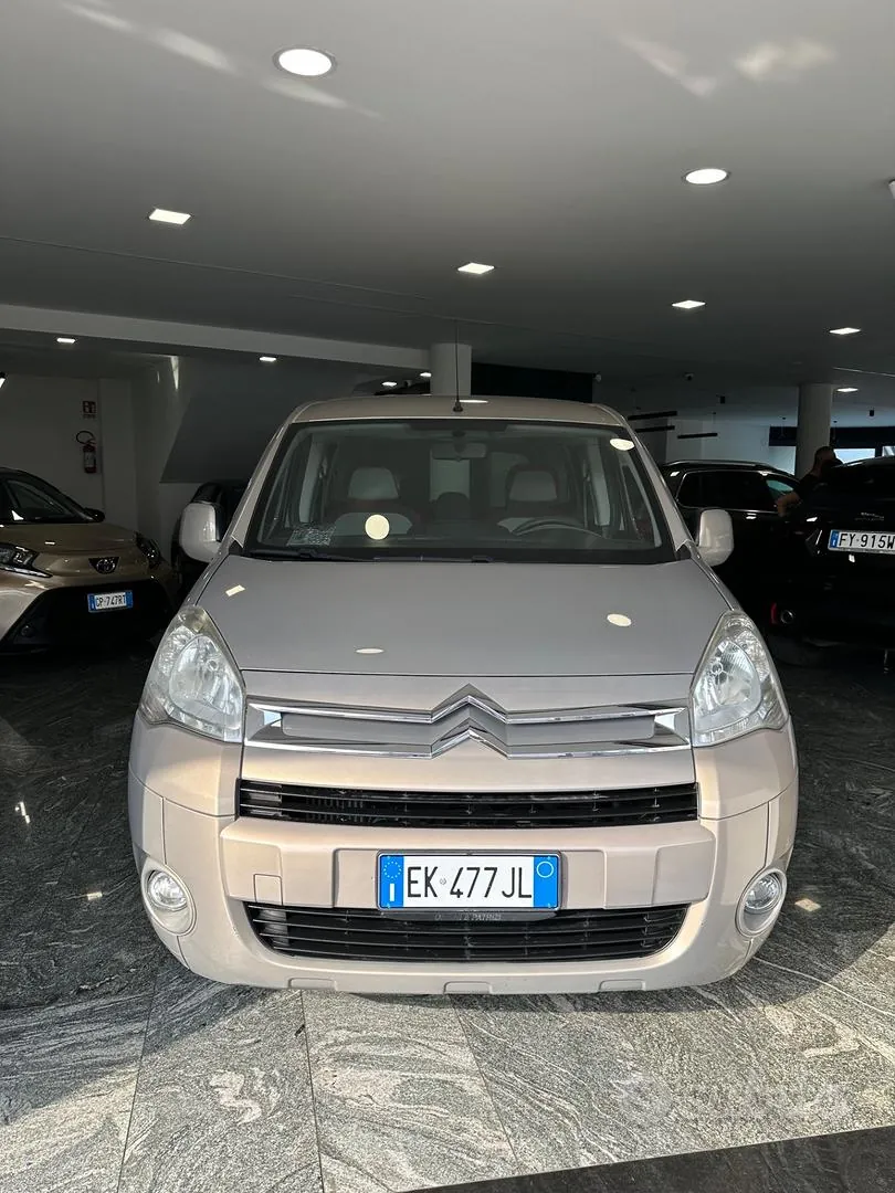 Citroen Berlingo 2011 photo 2