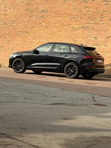 Audi E-Tron 2023 photo 3