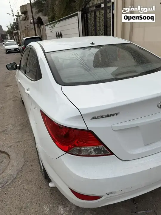 Hyundai Accent 2014 photo 4