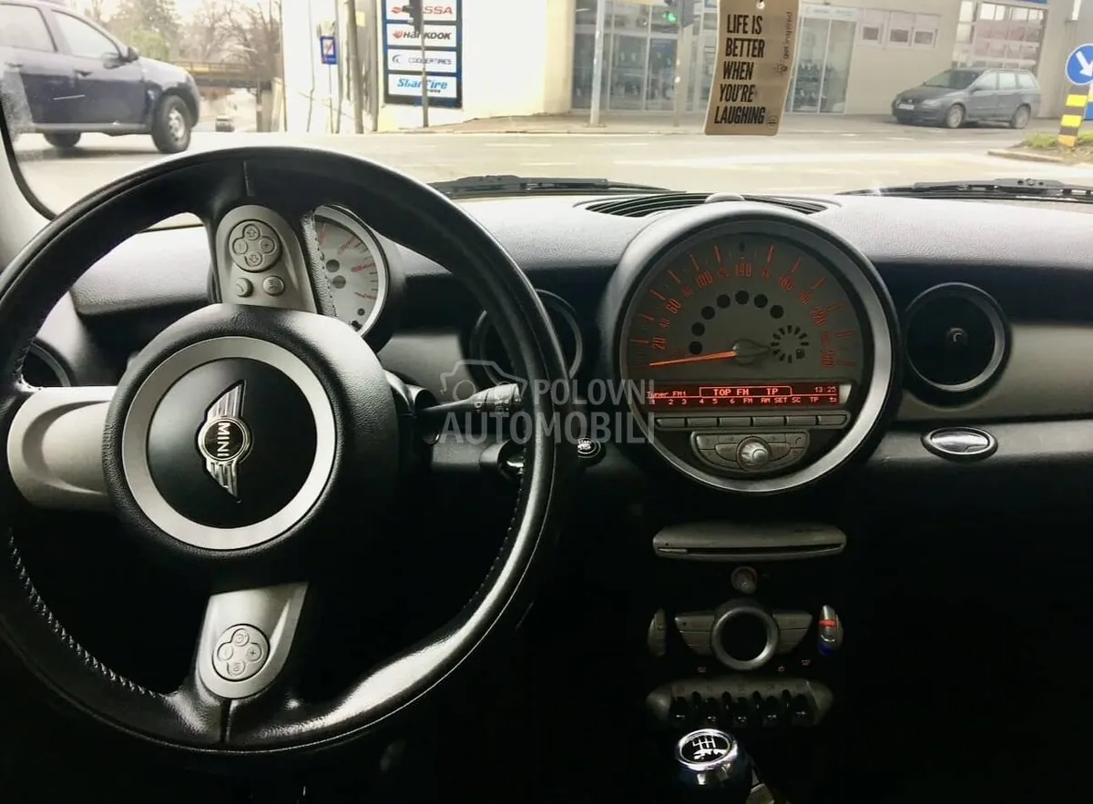 Mini Cooper 2010 photo 5