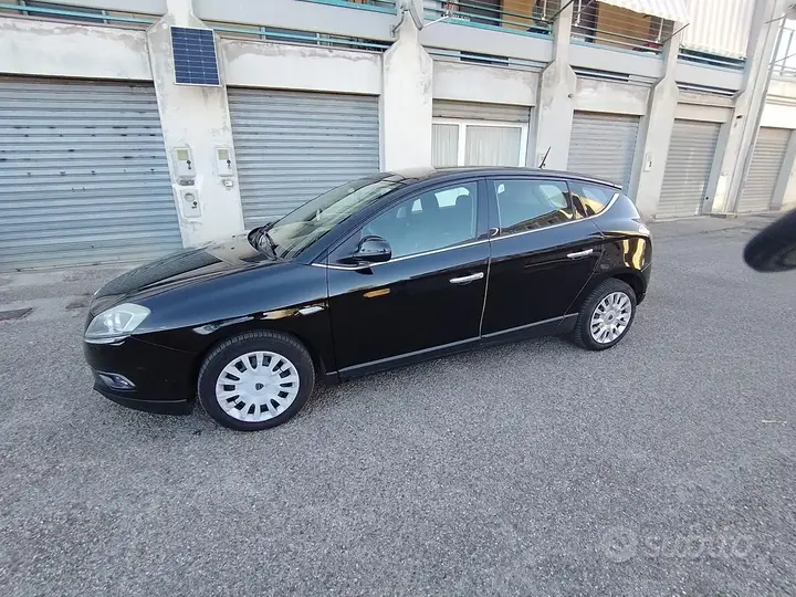 Lancia Delta 2008 photo 3