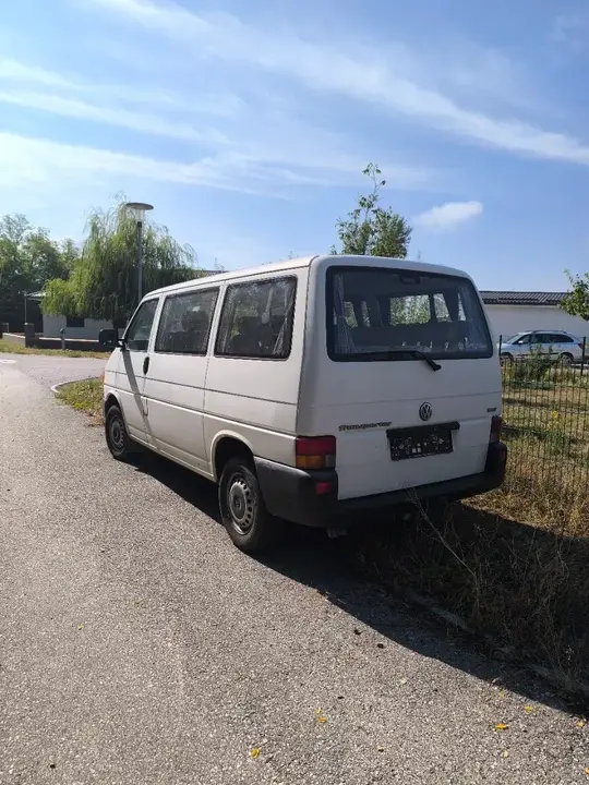 Volkswagen T4 2000 photo 3