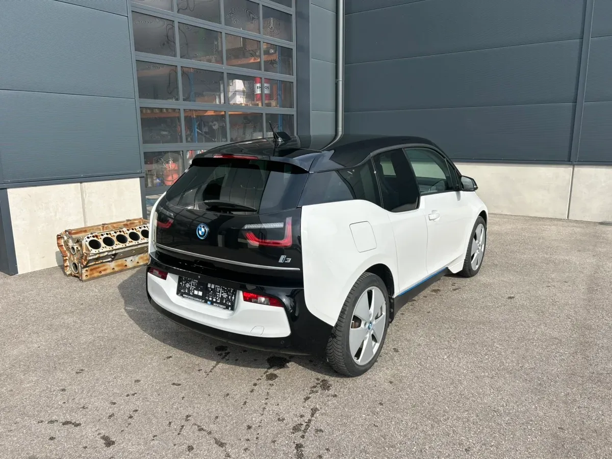 BMW I3 2022 photo 3