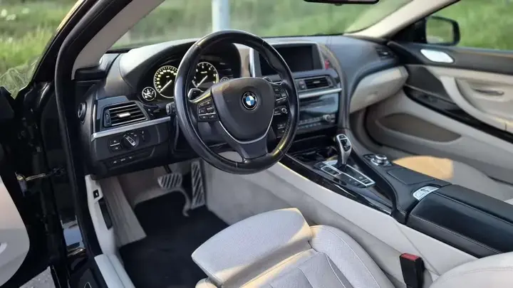 BMW 6 Series 2012 photo 2