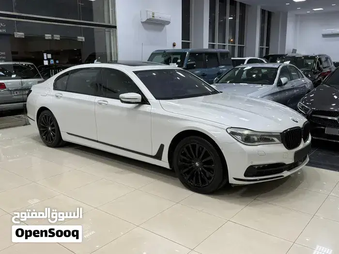 BMW 7 Series 2016 photo 2